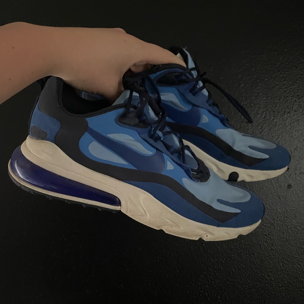 Nike Air Max 270